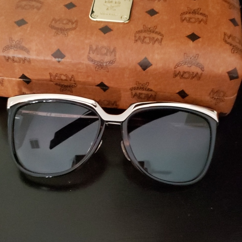 NWT MCM sunglasses